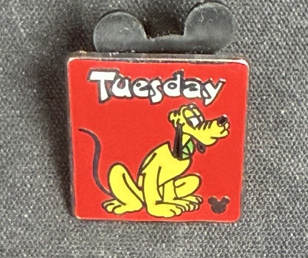Disney Pins 2013 Disney Hidden Mickey Series Pluto Days of the Week TUESDAY 