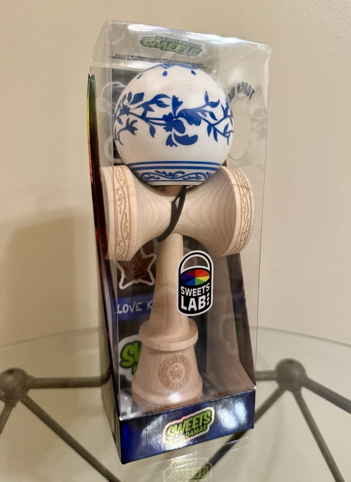 NUEVO Dulces Tang Orchid Kendama Comunidad Kendama En Caja Artículo de Coleccionista Foto 2 de 4