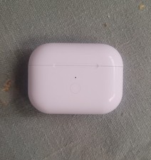 Airpods Pro 1st gen - Case, left working , Right charging issue/parts