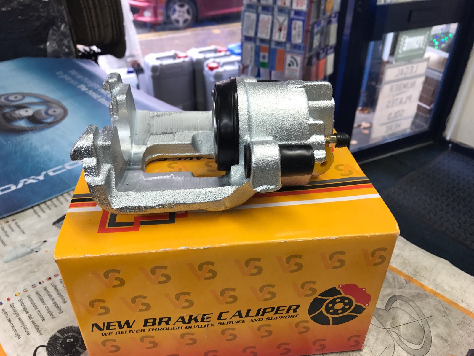 FRONT LEFT BRAKE CALIPER FORD FOCUS MK1 98 04 free next day