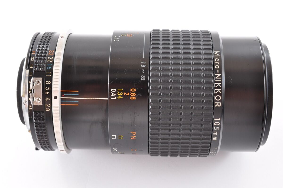 Nikon Ai-S Micro-NIKKOR 105mm F/2.8 & Auto Close-up Ring PN Nikon Ai-S Micro-NIKKOR 105mm F/2.8 & Auto Close-up Ring PN