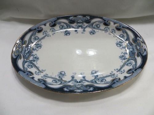 Royal Staffordshire Pottery Burslem England 1907 " Iris " Flow Small Platter - Picture 3 of 4