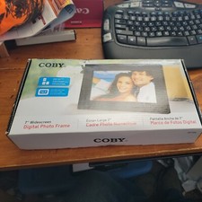 COBY DP700 - 7" Widescreen Digital Photo Black Frame