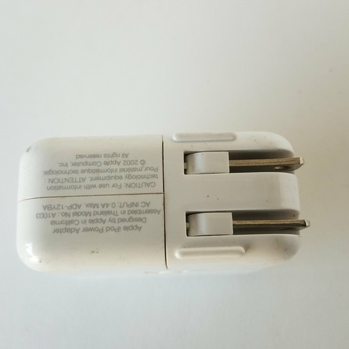 Apple iPod Power Adapter Model No. A1003 Output 12V 1A - Picture 5 of 6