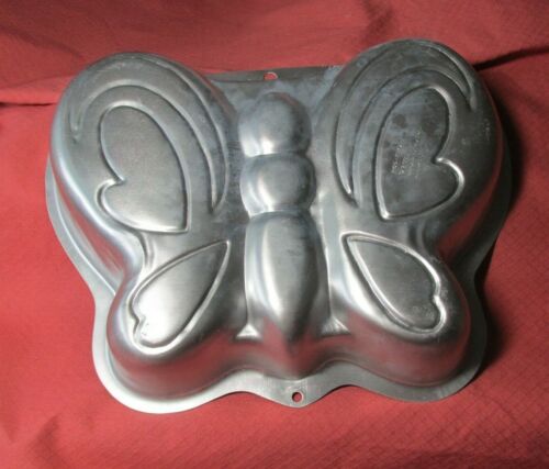 VINTAGE WILTON 2003 BUTTERFLY SHAPEN CAKE MOLD 3 2105-2079