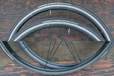 Vintage Shimano Dura-Ace 700c RoadBike WHEELS 7700 10s Cassette