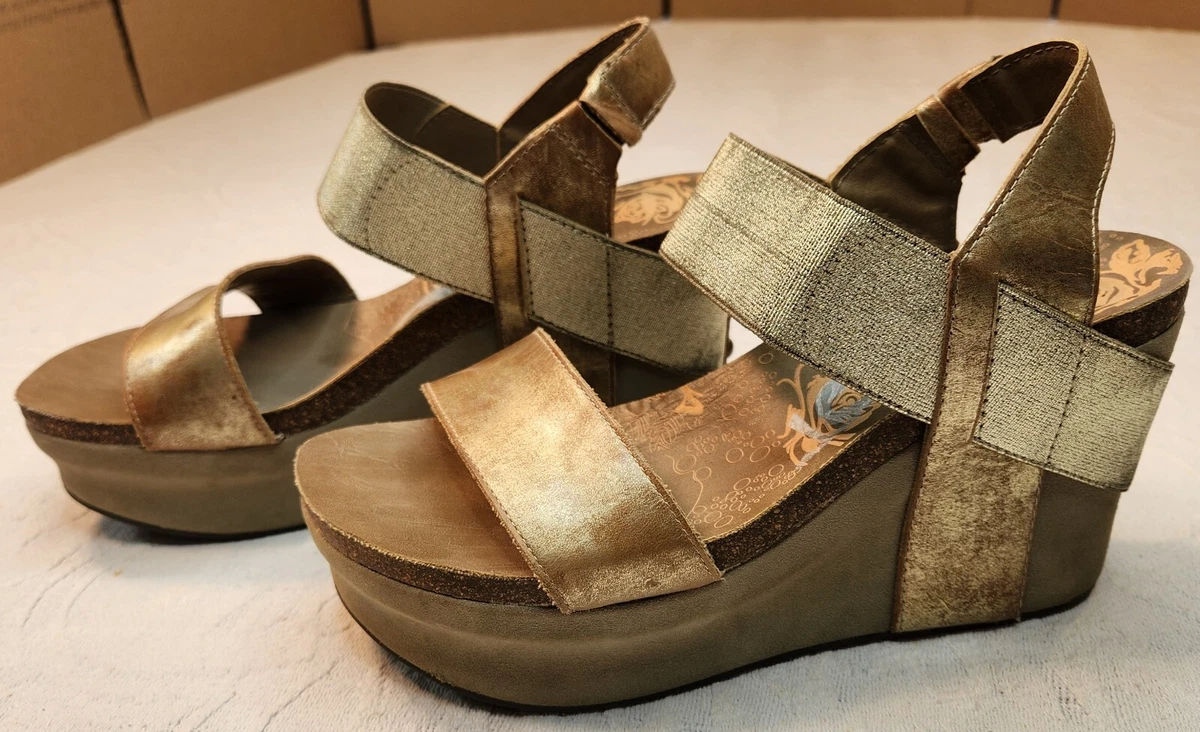 otbt carry on wedge