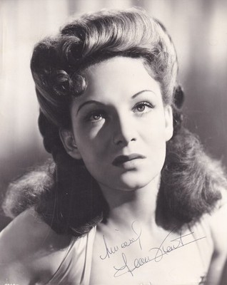 Jean Kent Original Autograph On Large Photo
