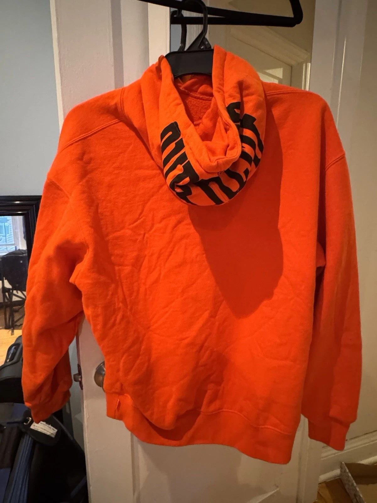 Sweat à capuche Supreme Warm Up (SS24)