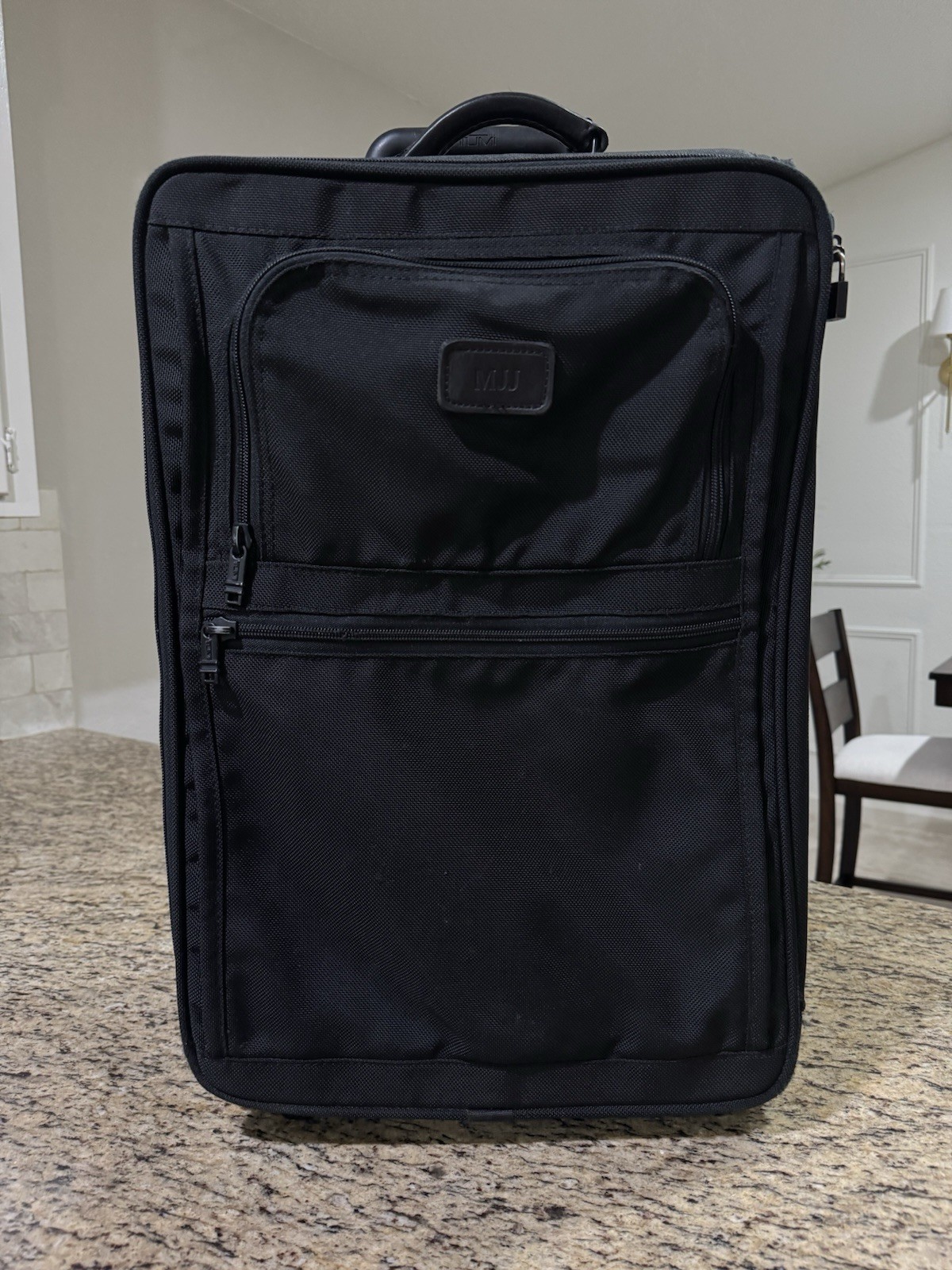 Tumi Alpha Wheeled 2-Wheeled Carry On Suitcase Black 27”x14”x10”