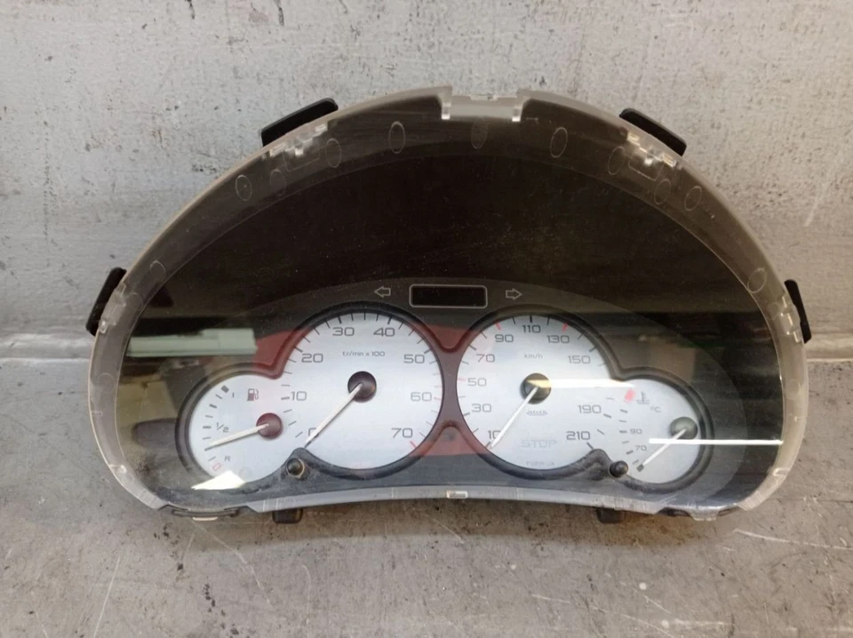 PEUGEOT PARTNER FURGONE/LIMOUSINE SPAZIOSA 1.6 HDI Centralina Motore 9662745380 - Immagine 2 di 4