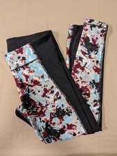 Under Armour Multicolor Patterned 7/8 Length Leggings-Size Medium