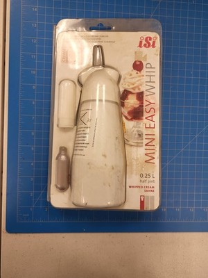iSi Mini Easy Whip 0.25 L Half Pint Whipped Cream Dispenser Shake Maker Austria