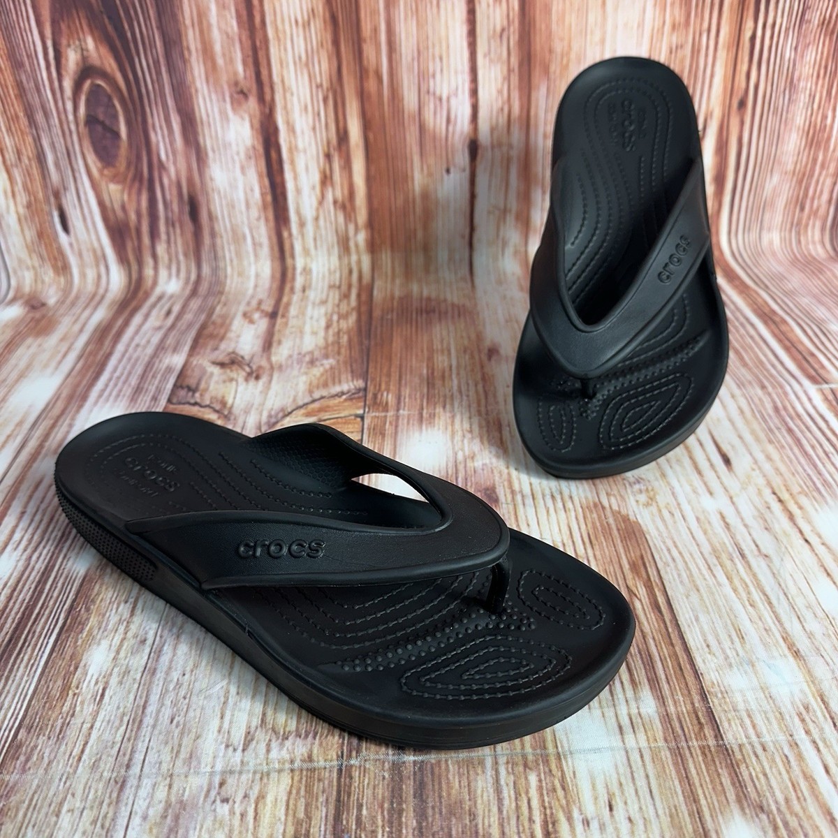 Crocs CLASSIC II Womens Size Black Flip Flop Thong Sandals Shoes