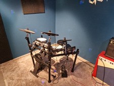 XDrum DD-530 E-Drum Set mit Mesh Heads, incl....