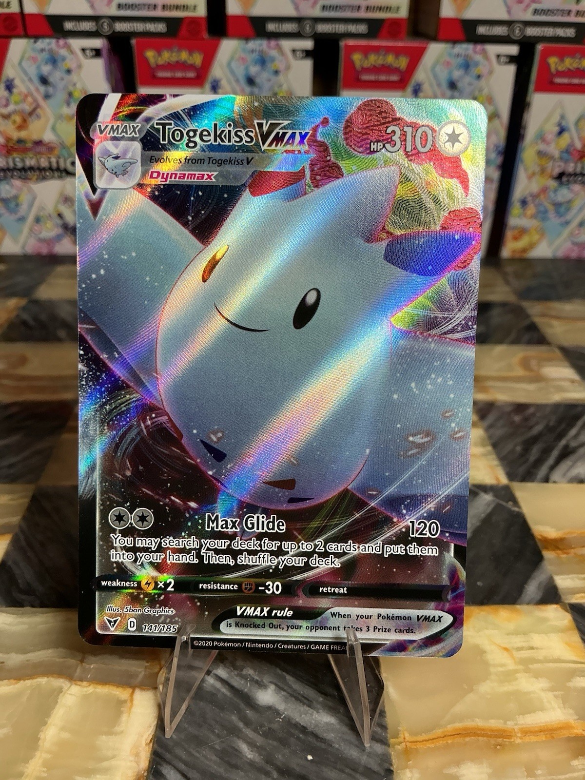Pokémon TCG Togekiss VMAX Holo Ultra Rare Card Vivid Voltage 141/185