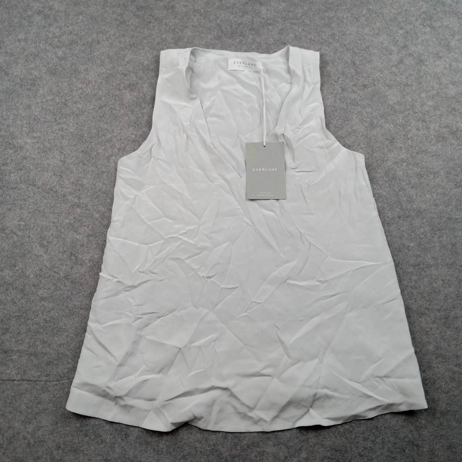 Everlane Shirt Womens 00 White 100% Silk Sleeveless Tank Top Blouse Casual
Opens in a new window or