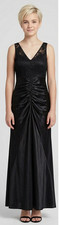 Jessica McClintock Women's Black evening gown worn once size 8 very flowy dress
