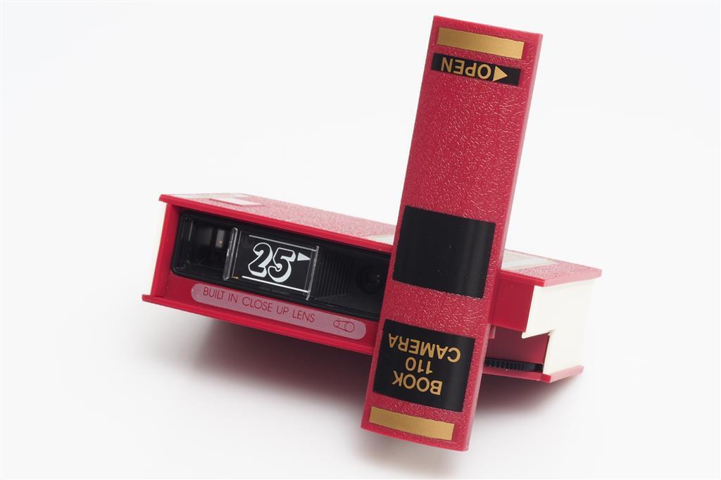 110 Pocket Film WEBSTER'S DICTIONARY BOOK CAMERA (1702743090) eBay
