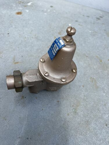 NEW WATTS PRESSURE REDUCING VALVES - Picture 2 of 7