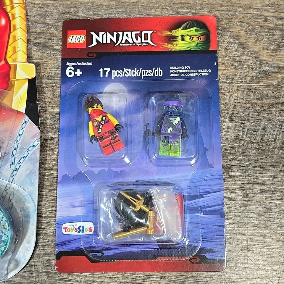 LEGO NINJAGO: Minifigure Pack (5003085) Toys R Us Exclusive And Wyplash (2175) - Image 2 of 4