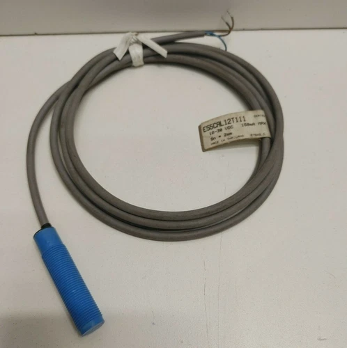 NEW OLD STOCK! EATON CUTLER-HAMMER PNP INDUCTIVE PROXIMITY SWITCH E55CAL12T111