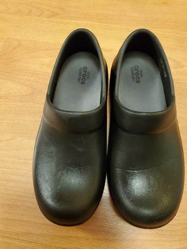 cheap slip resistant crocs