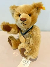 Steiff -2001 Mohair Teddy Bear Made For The Danbury Mint - # 666360