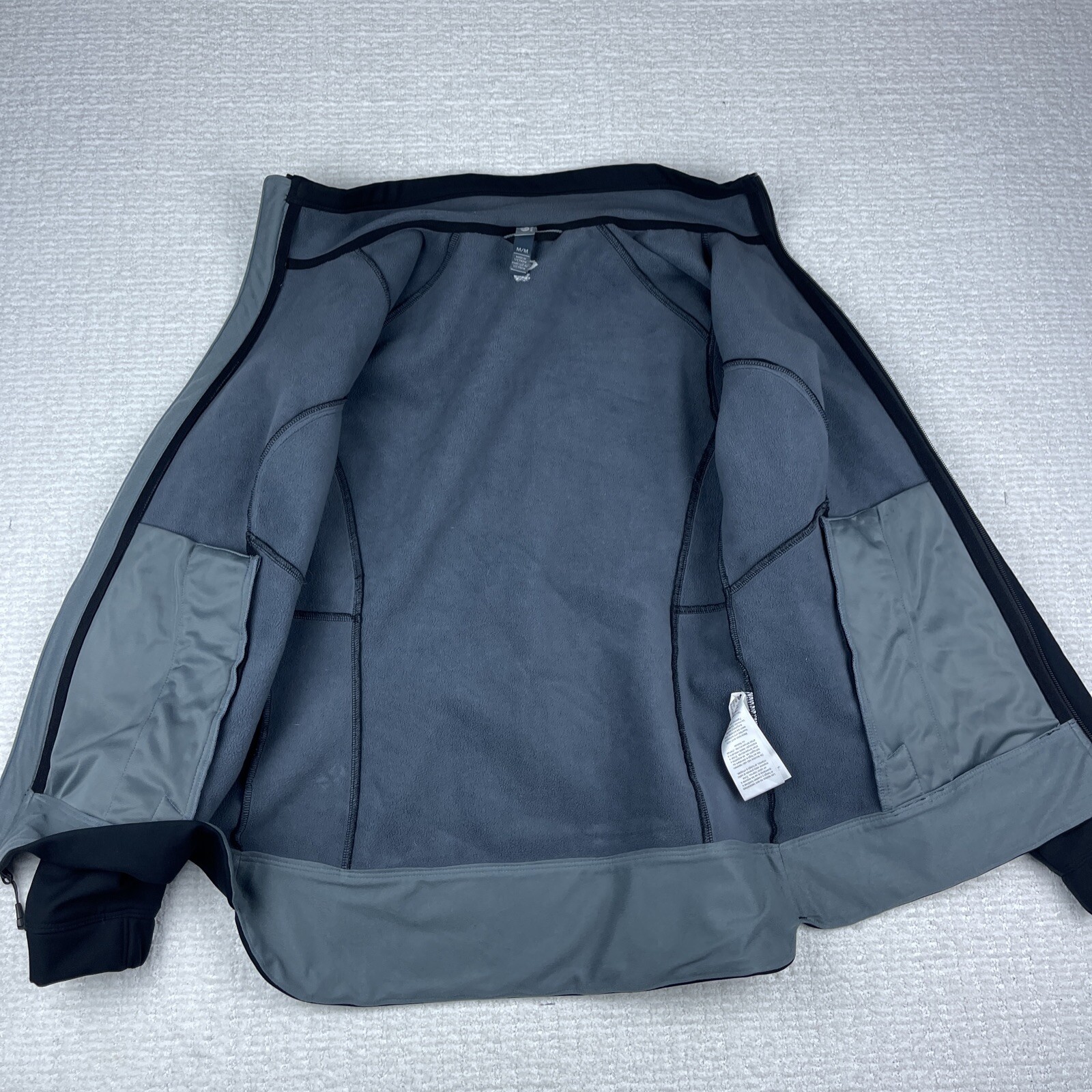 Mountain Hardware Softshell Black Rain/Wind Jacke… - image 17