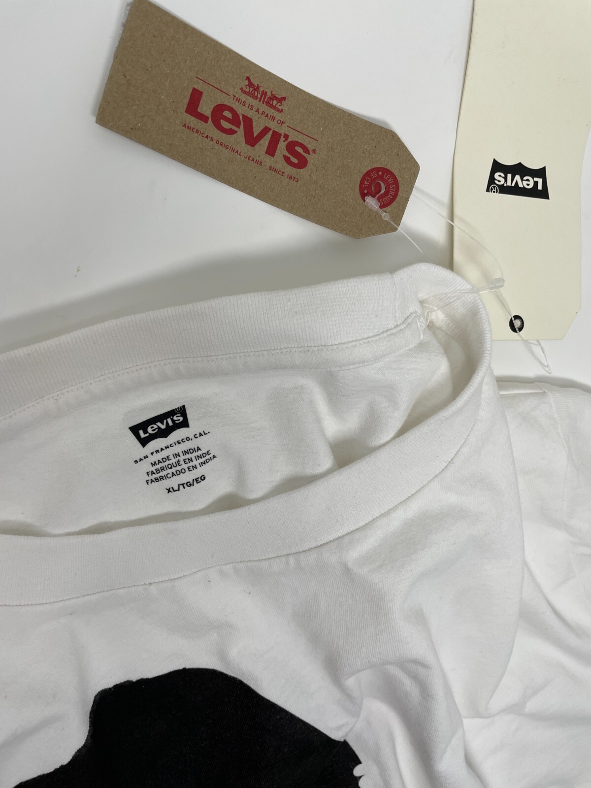 BAPE x LEVI'S Dubai SOLE DXB Custom Silkscreen RARE LIMITED EDITION XL T-shirt image 2