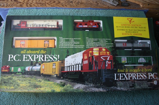 all aboard train set