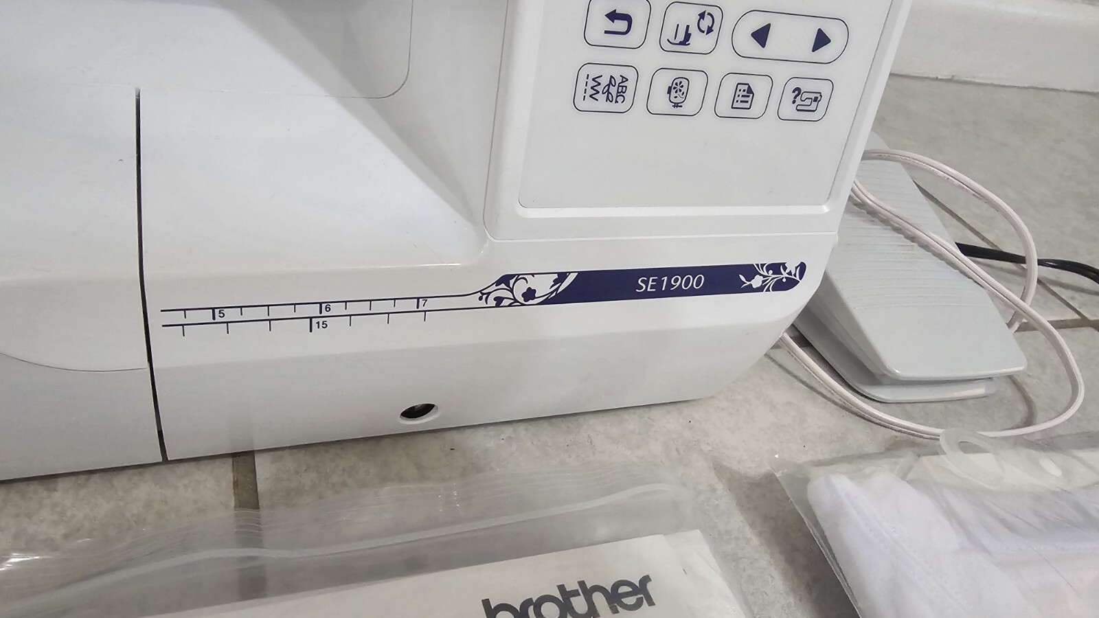 Brother SE1900 Embroidery & Sewing Machine Combo eBay