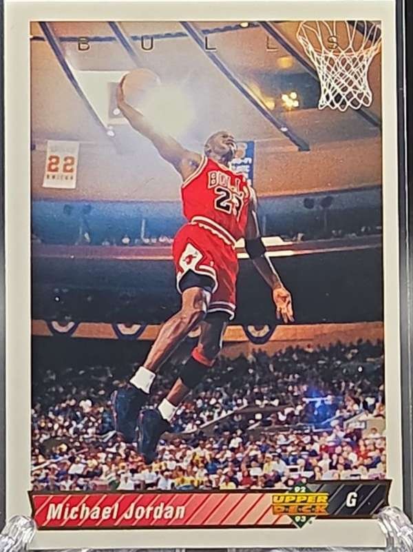 1992-93 Upper Deck #23 Michael Jordan Near Mint