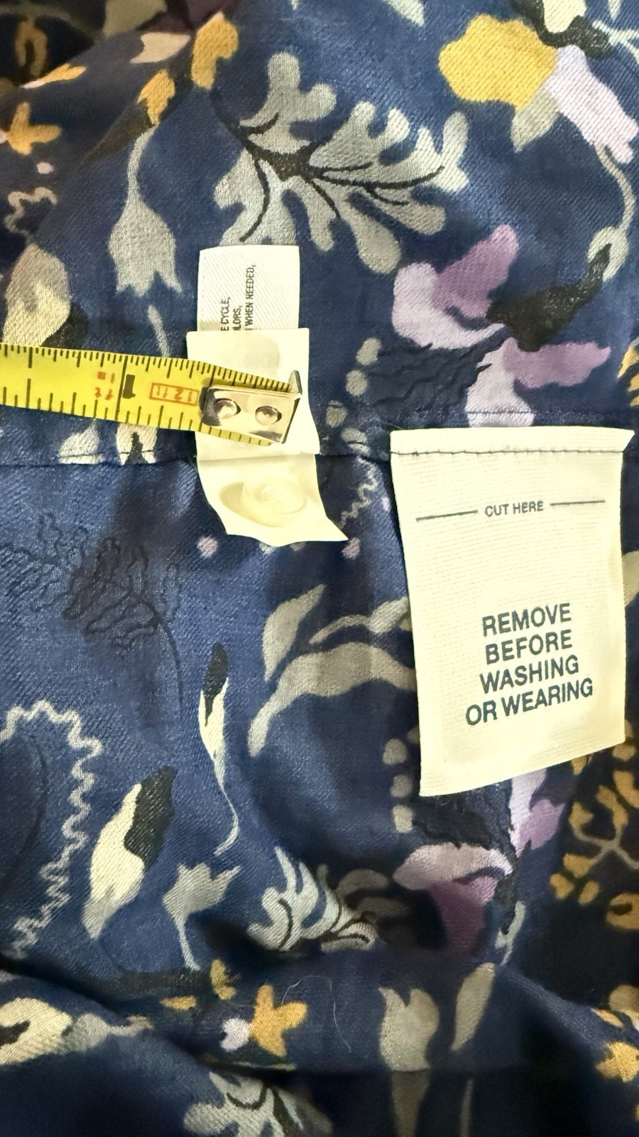 GAP Blue Buttoned Shirt Blouse Split-neck Floral … - image 7