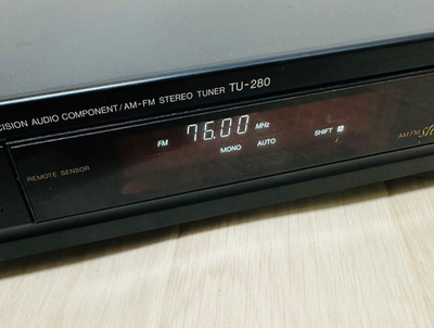 Denon TU-280 AM/FM Stereo Tuner Digital AC100V 50/60Hz Black 1992 Denon TU-280 AM/FM Stereo Tuner Digital AC100V 50/60Hz Black 1992