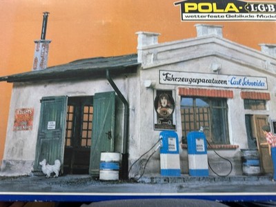  G SCALE - LGB- POLA - Service Station with Repair Shop KIT -NEW  G869