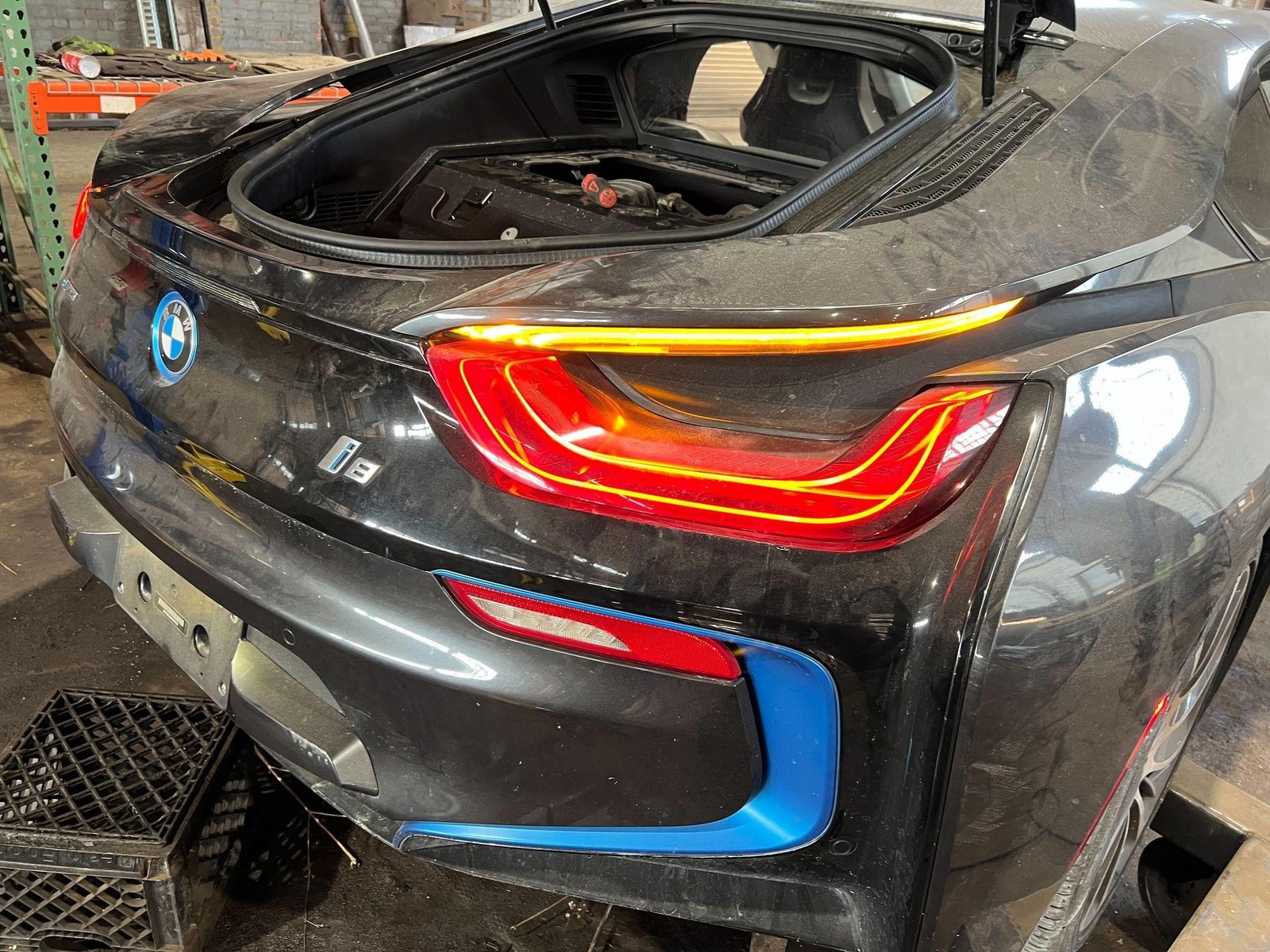 Rear Right Passenger LED Tail Light Lamp  63217310782 OEM Bmw I8 2014-19 *Note*