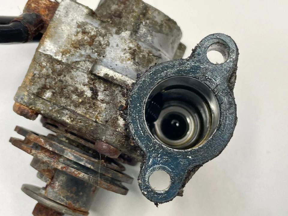 1988 Yamaha YSR50 YSR 50 OEM Stuck Oil Pump - Изображение 2 из 4