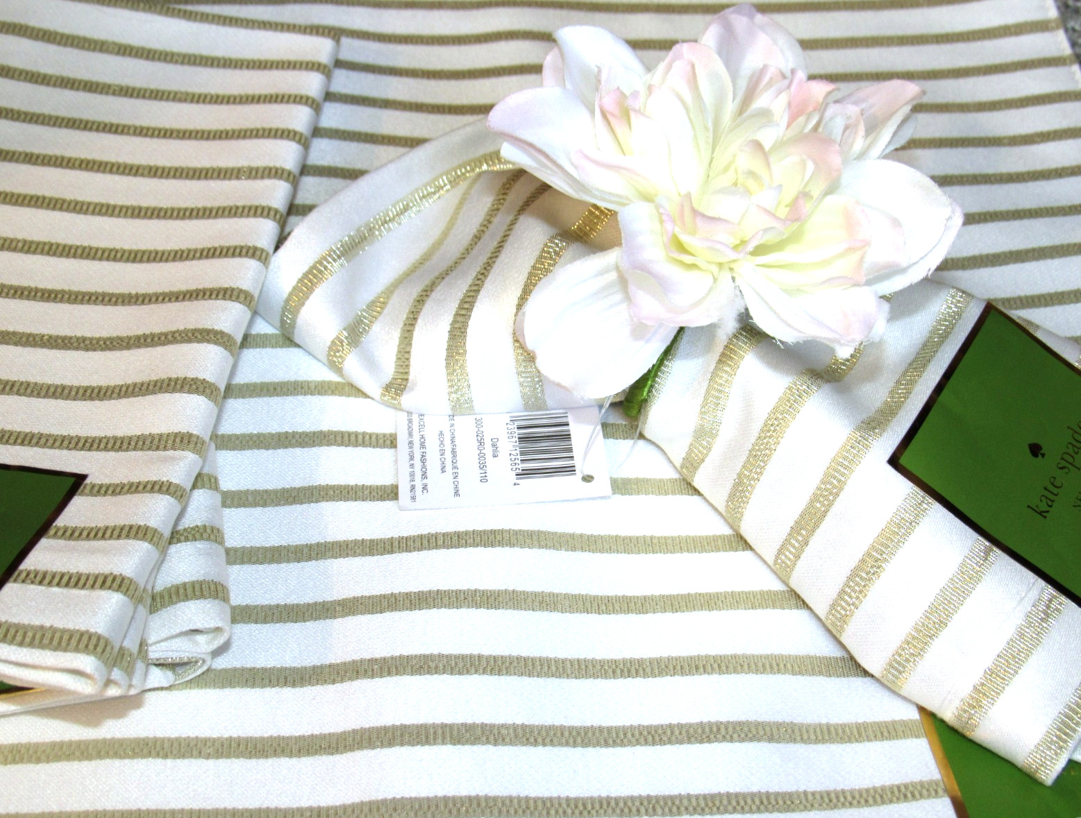 NWT Kate Spade Set 4ea Gold Stripe Harbor Drive Placemats, Napkins, Napkin Rings thumbnail 5