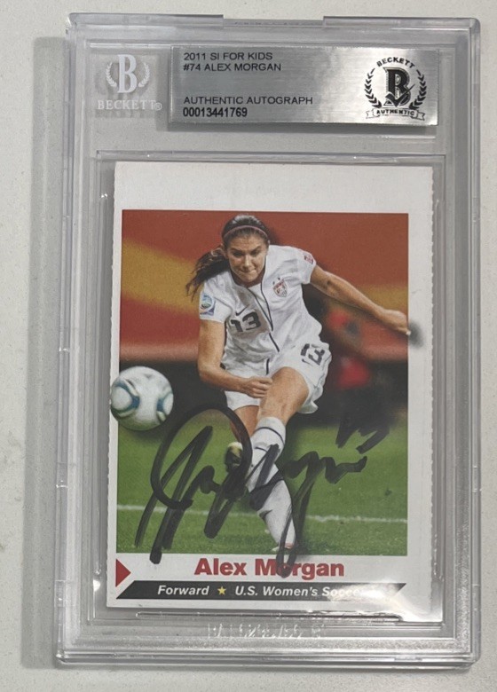 Alex Morgan Rookie Authentic Signed Sports Illustrated For Kids USA USWNT Auto