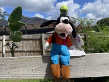 Disney Goofy Mini Bean Bag Plush with Tags Disney Store Exclusive