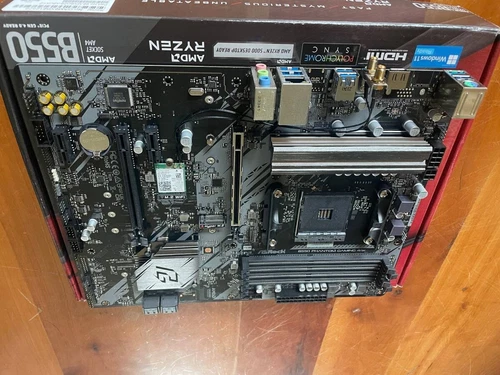 SHIP TODAY! ASRock B550 Phantom Gaming 4/ac AM4 AMD B550 SATA 6Gb/s ATX AMD 