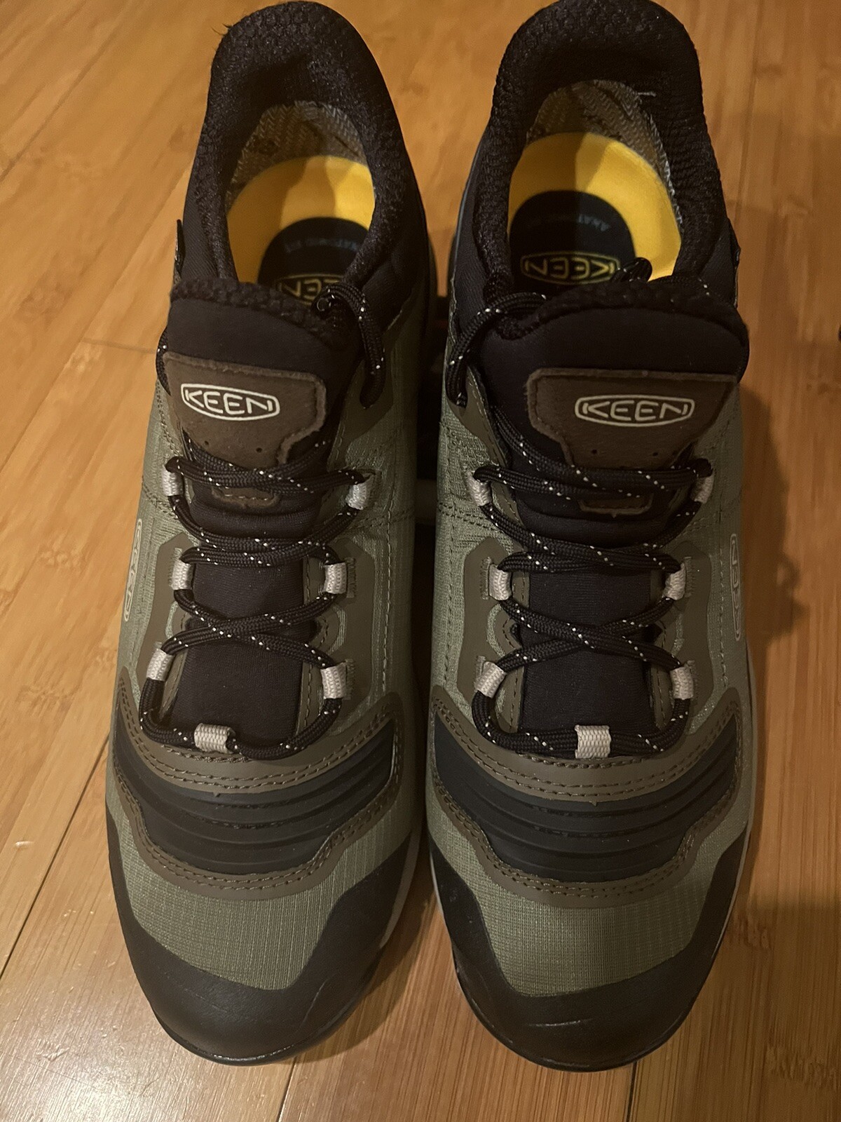 NUOVE scarpe da trekking KEEN da donna impermeabili Tempo Flex taglia 10