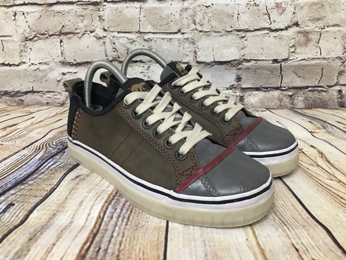 SOREL HAND CRAFTED BROWN LEATHER 