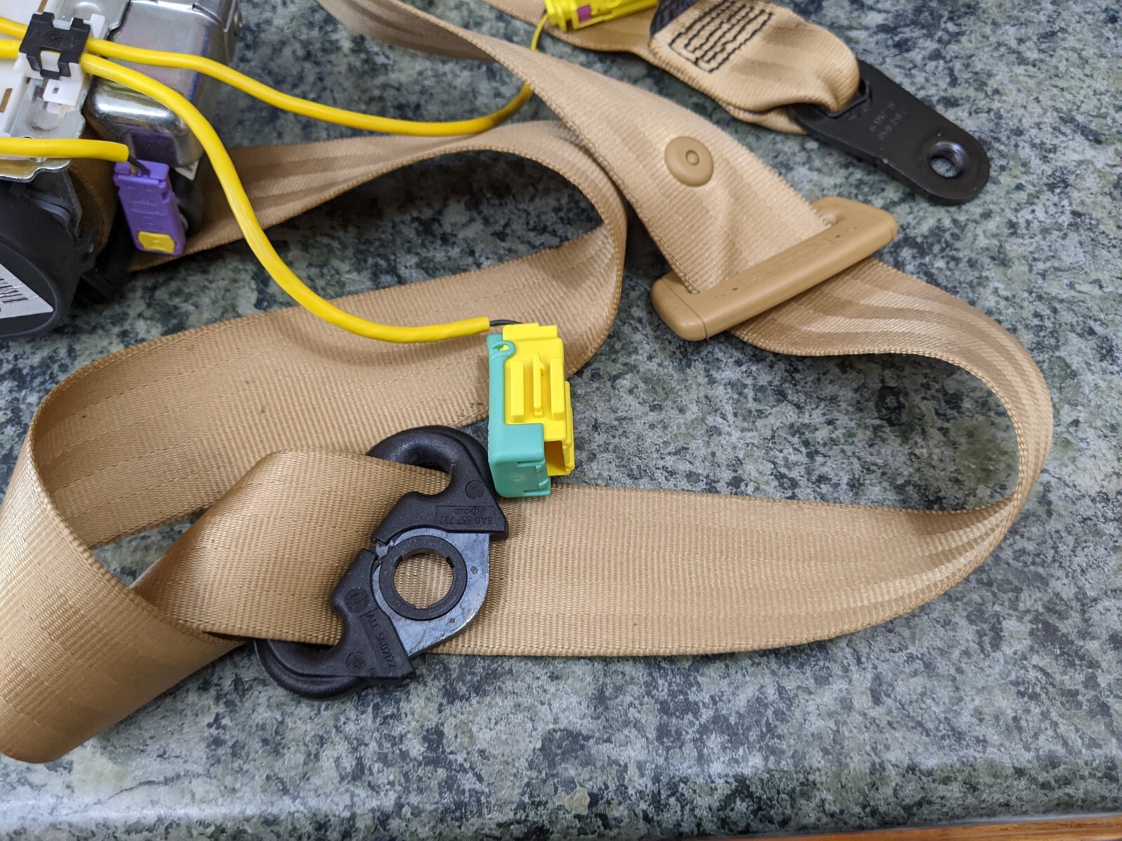 saffron Front Right Passenger Seat Belt oem Bentley Continental Flying Spur