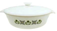 Vintage Caserole Serving Bowl w Lid GREEN MEADOW Fire King Anchor Hocking 1.5 Qt