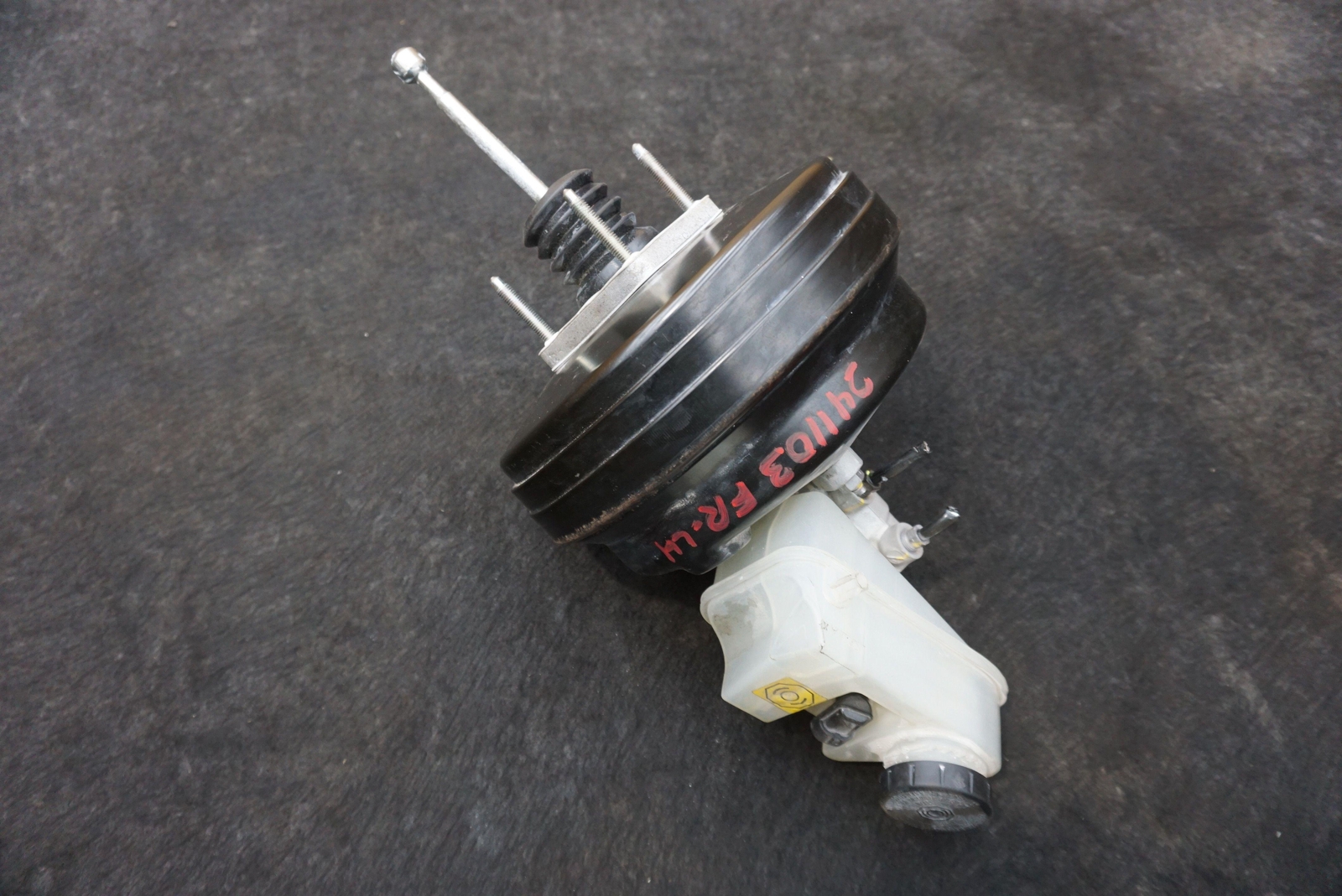 Power Brake Booster Servo Master Cylinder OEM 238982 Ferrari California 2008-14
