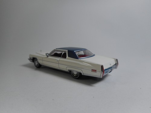 Brekina 1:87 1972 Cadillac Coupe DeVille weiß/blau Fertigmodell - Bild 4 von 6