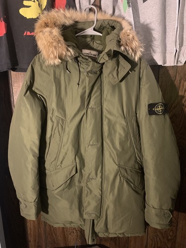 Stone Island Mirco Reps Down jacket 