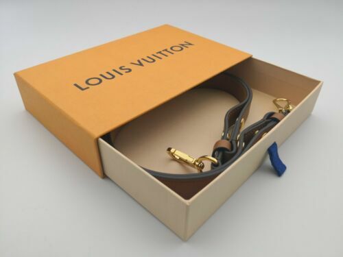 NEW Louis Vuitton Travel Hotel Labels Postcard Box for Suitcase or